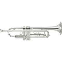 Trompeta Yamaha YTR-3335 Semi-Profesional en Bb (Plateada)