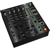 MEZCLADORA BEHRINGER MOD. DJX900USB