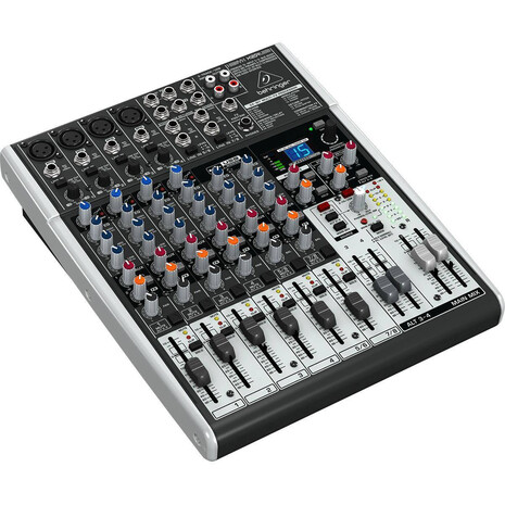 Mezcladora Behringer  X1204Usb