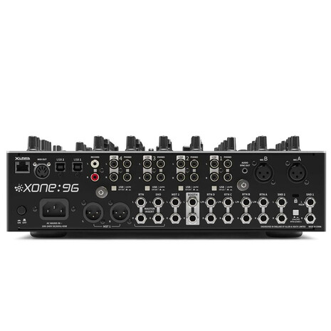 MEZCLADORA DE AUDIO ALLEN AND HEATH XONE:96